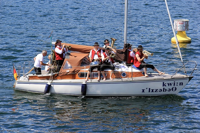 涯不仅保持 涯不仅保持